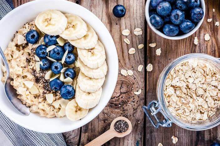 upfit-bananen-blaubeer-porridge-rezept
